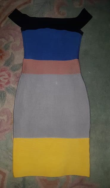 new yorker нови сад – слике: Herve Leger model haljina. Kvalitet za 10++. Uska, uz telo, sarena — 1