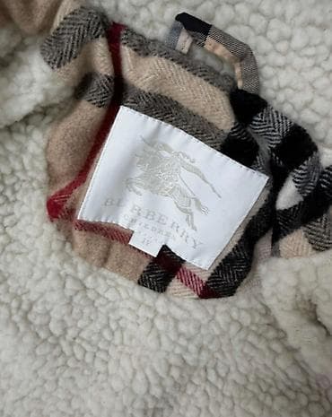 zenske cipele za prolece: BURBERRY jaknica za uzrast od 3 godine — 4