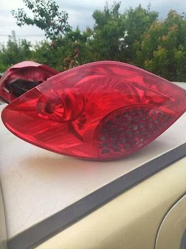 pezo 205 delovi: STOP LAMPA ZA PEUGEOT 207 — 1