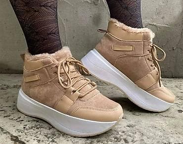 Women's Sneakers and athletic shoes: Čizme, 39 — 1