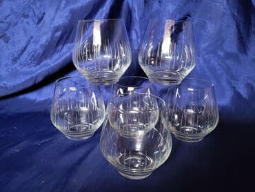 kristalne čaše prodaja: Case kristal,rucna gravura. za zestoko pice 1950g+. Case komada 6 u — 8