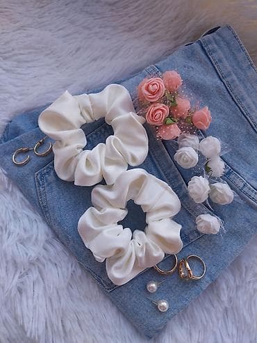 narukvice sa plocicom: Gumica za kosu, Handmade — 7