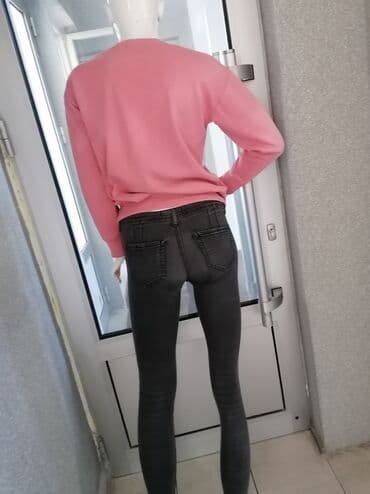 pantalone od vestacke koze: Tamno sive farmerice Super model i kvalitet uvoz Turska Kao nove Vel — 7