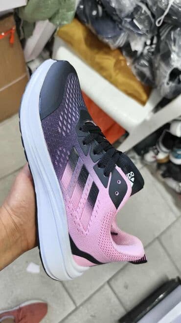 Women's Sneakers and athletic shoes: Nike, 36 — 6