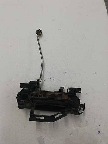 cerada za sofersajbnu: ZADNJA DESNA KVAKA ZA AUDI A6 OD 2004. DO 2008. GOD. - 4F0837885 | — 1