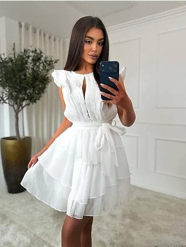 imperial odeca: 05. Najlepše haljinice
Veličine : S/M i M/L
Cena : 3.800 dinara H — 2