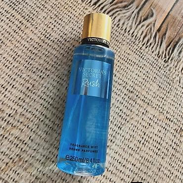 Lične stvari: Mirisi koji osvajaju
Mistovi i gelovi za tuširanje — 4