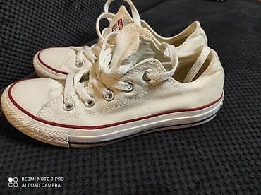 polovne stvari na prodaju: Starke obuvene dva puta prodajem ih zbog velicine. Broj 36 ipo, duzina — 9