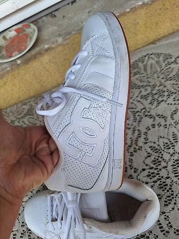 ccc.rs obuca: Bele DC patike – broj 39 - Gazište: 25 cm - Model niskog profila — 5