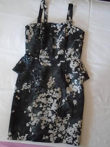 H&M veoma lepa peplum korset haljina, odlična, materijal je