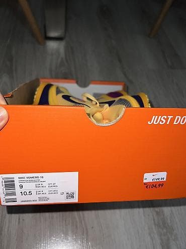 bele sandale ženske: NIKE Vomero 18 Running Shoes br.42,5 cm 27 NOVO HM6803 802 — 9