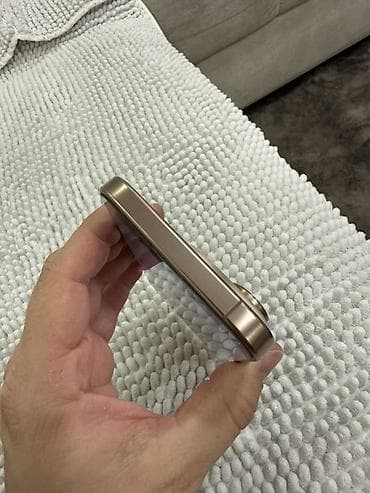 Video Games & Consoles: Apple iPhone 16 Pro Max– titanijumsko kućište, boja Desert Uz telefon — 3