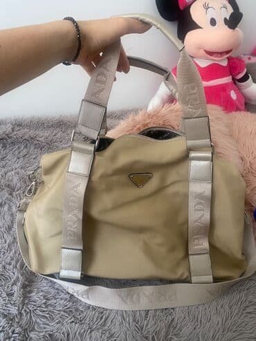 armani torba: Prada torba snizena 1500 din akcija — 1