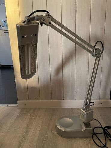 sto i stolica za devojcice: Stona lampa, Upotrebljenо — 2