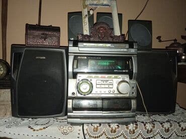 Antikviteti: Starinski metalni grejač za ruke, smešten u originalnoj kutiji sa — 4