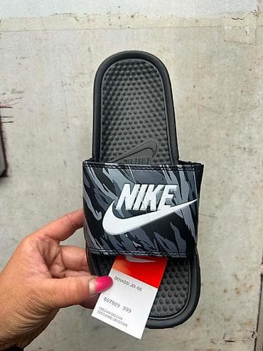 obuca 35 broj: Nike papuče – više modela - Model: Nike Benassi stil, sa širokim — 9