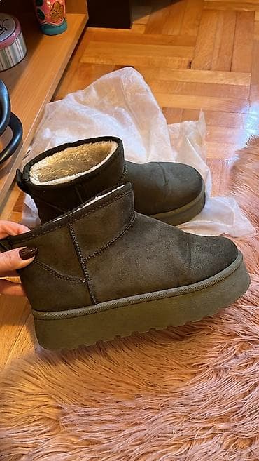 zenske cizme nike: Ugg obuća 38, bоја - Bež — 2