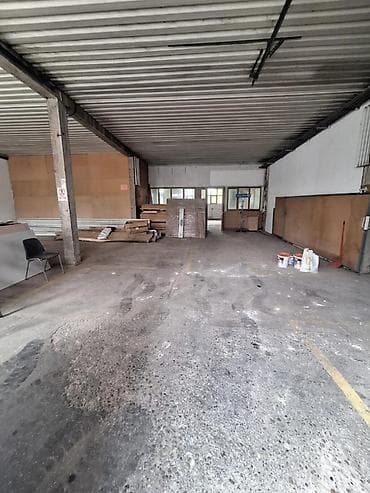 kancelarijski prostor izdavanje: Iznajmljujem magacinski i kancelarijski prostor - Zemun. Lokacija — 3
