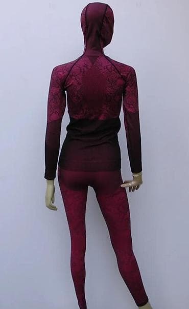 kupujem prodajem helanke: Ženski termo komplet koji uključuje gornji deo sa kapuljačom i duge — 4