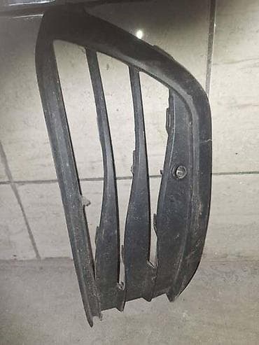 RESETKA PREDNJEG BRANIKA ZA VOLKSWAGEN GOLF 8 | Originalna resetka na lalafo.rs RESETKA PREDNJEG BRANIKA ZA VOLKSWAGEN GOLF 8 | Originalna resetka
