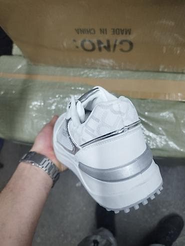 patike guess: Guess patike NOVO Novo Brojevi 36 do 41 fb Moja Kupovina 1 april — 4