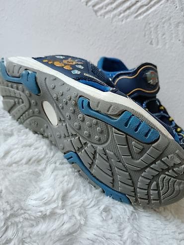 bogner obuca: Dečije sandale PAW Patrol (Nickelodeon), br. 28 Kao nove nosene 2x - — 2
