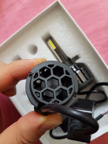 ventilatori za kamione: Sijalice za automobile i kamione 200W bele canbus. Radni napon od 9 — 5