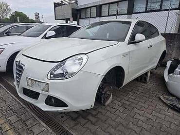 kupujem prodajem polovni auto: ALFA ROMEO GIULIETTA 2013. GOD. - KOMPLETAN AUTO U DELOVIMA | Alfa — 2