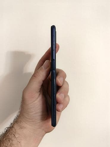 ruski telefon: Samsung A7 2018 sa 4/64gb memorije, dual sim sim free. Dobro očuvan i — 3