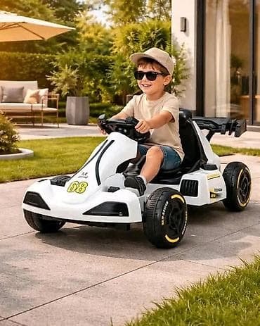 Dečiji električni go-kart – sportski model za vožnju na otvorenom
