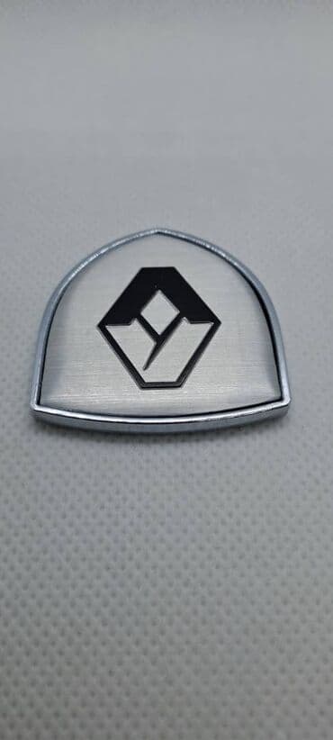 teretne gume 13 c: Samolepljivi metalni stiker za automobil - RENAULT Metalni stiker za — 3