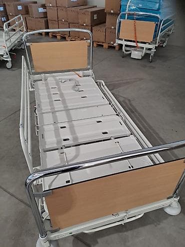Medical furniture: Bolnički krevet – električni, višesekcijski - Konstrukcija od — 6