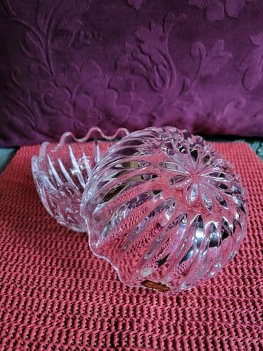 swarovski kristal cena: Satula nova ili dve bombonijera,kristal Zajecar. 70te. Satula ili — 6