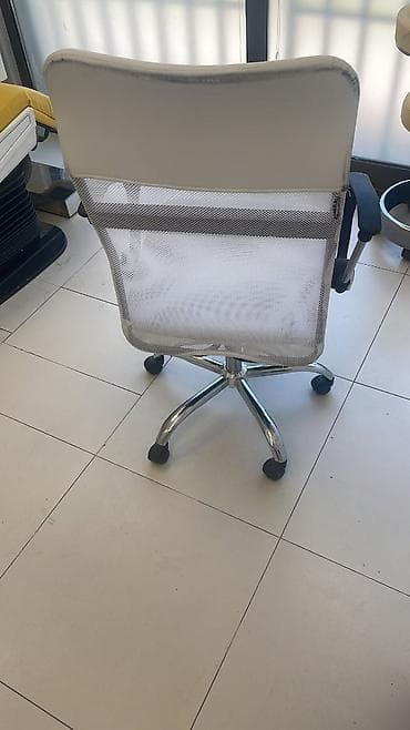 3d sto: Ergonomska kancelarijska stolica sa mrežastim naslonom - Visoki — 2