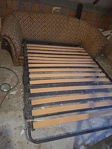 kauc dimenzije: Trosed na razvlačenje sa metalnim mehanizmom i drvenim letvicama — 6