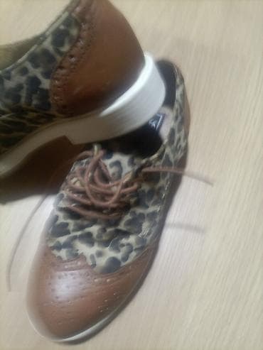 satovi stara pazova: Ženske ravne cipele SEMS Shoes, brogue stil. - Model: vezivanje — 2