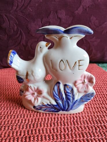 bicikle sa prednjim i zadnjim amortizerima: Figura nova,vintaz porcelanska. Figura nova,tackica fabricka u samom — 1