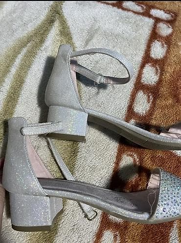 obuća ccc akcija: Sandale Olive & Edie - Boja: svetlucava srebrna/šampanj nijansa - — 5