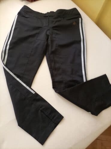 zimske jakne c a: Adidas, M (EU 38), Jednobojni, bоја - Crna — 2