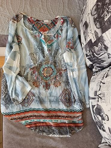 Ženska bluza sa etno/boho printom - Lagana, prozračna tkanina idealna na lalafo.rs Ženska bluza sa etno/boho printom - Lagana, prozračna tkanina idealna