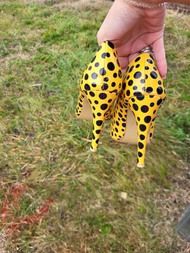 sampon za brzi rast kose kod dece: Pumps, 40 — 3