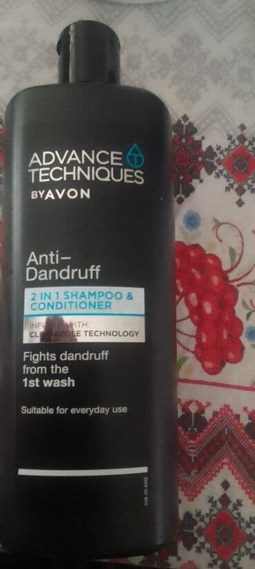 gležnjače sa krznom: Avon Advance Techniques Anti-Dandruff 2 u 1 šampon i regenerator. Ovaj — 1