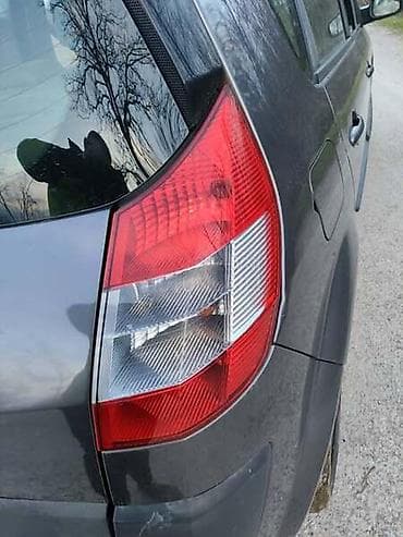 cilindar za stolicu: DESNA STOP LAMPA SENIK 2 ZA RENAULT SCENIC — 1