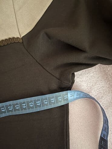 new yorker haljina sa sljokicama: Elegantna ženska haljina – dvobojna - Kroj: klasična, uska silueta do — 3