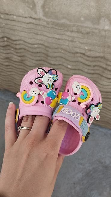 mikrofon za decu: Dečje klompe/sandalice – roza - Materijal: lagana, mekana EVA/guma — 1