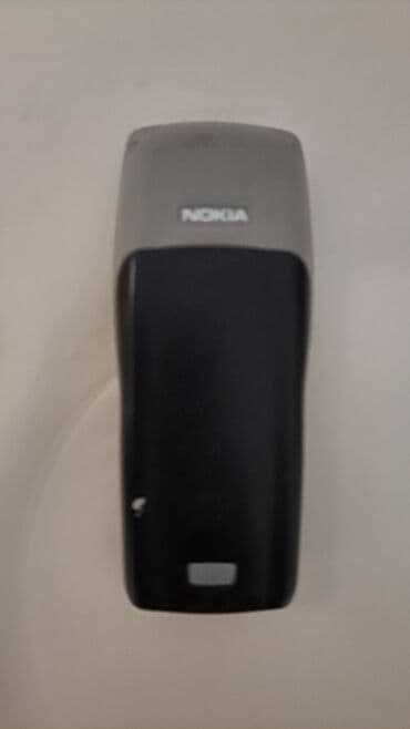 Electronics: Nokia mobilni telefon – klasični model sa monohromatskim zelenim — 2