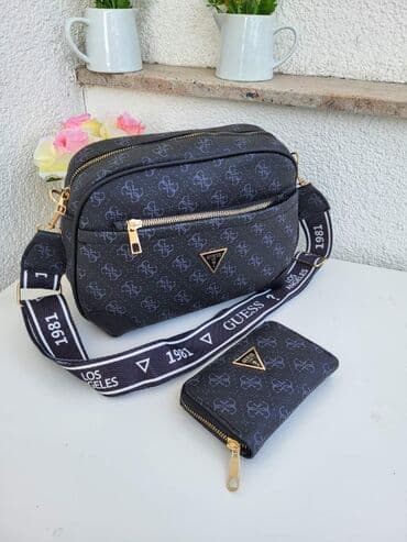 torbe heklane: Cena torbi 2900
cena novcanika 2200
Porez — 8