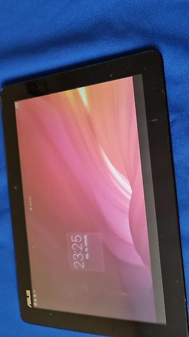ASUS Android tablet - Dijagonala ekrana oko 10 inča, sjajan IPS