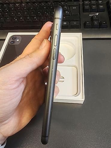 gde kupiti iphone u beogradu: HITNOOOO Iphone 11 64gb Baterija 76% U super stanju, na njemu mat — 7