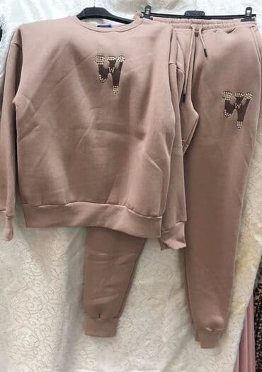 Košulje, bluze i tunike: Komplet trenerke Vel S.m.L.xL 95% cotton 5 % likra termo Cena 3200 — 2